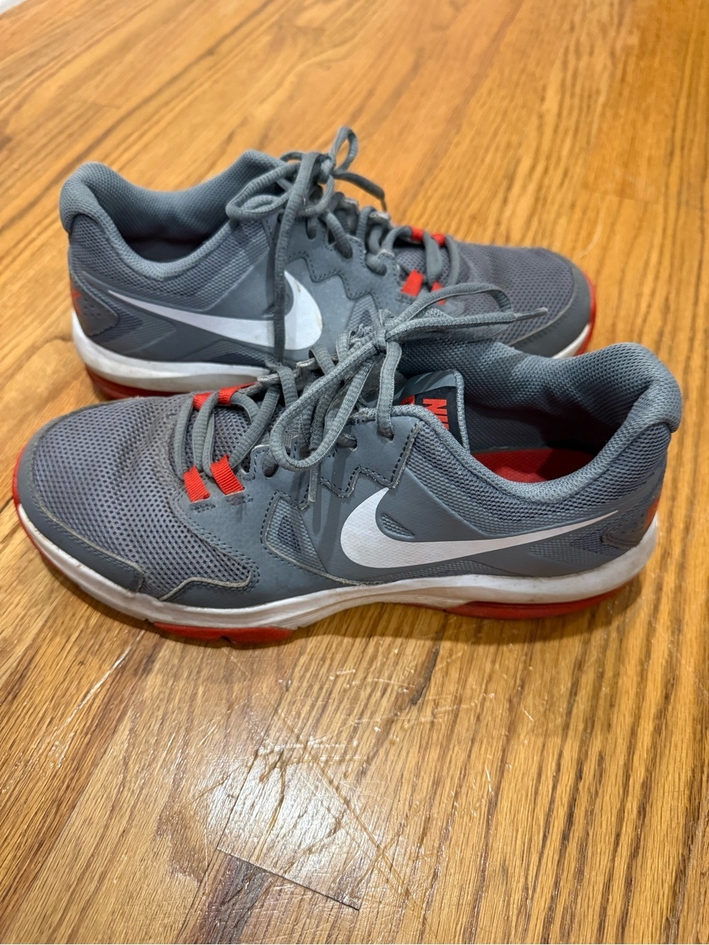 Nike Gray & Red Training Sneakers